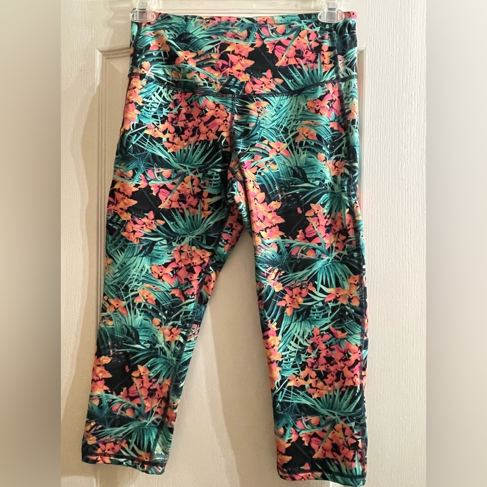 Old Navy Active Go Dry Tropical Capri Hawaiian Sz L